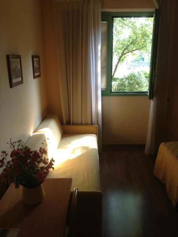 Vecchia Brianza Hotel Seveso Exterior photo